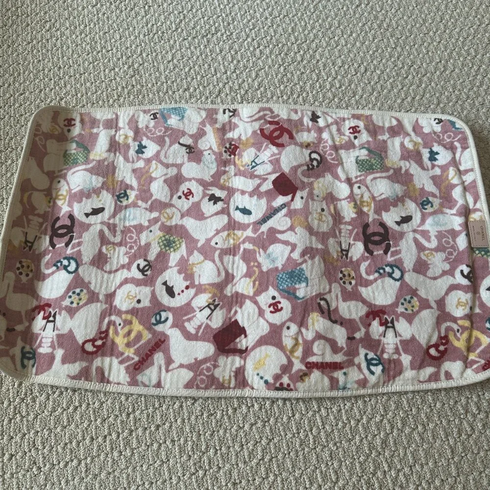 Authentic Chanel Terry Cloth Animal Print Diaper Changing Mat - Picture 2 of 8